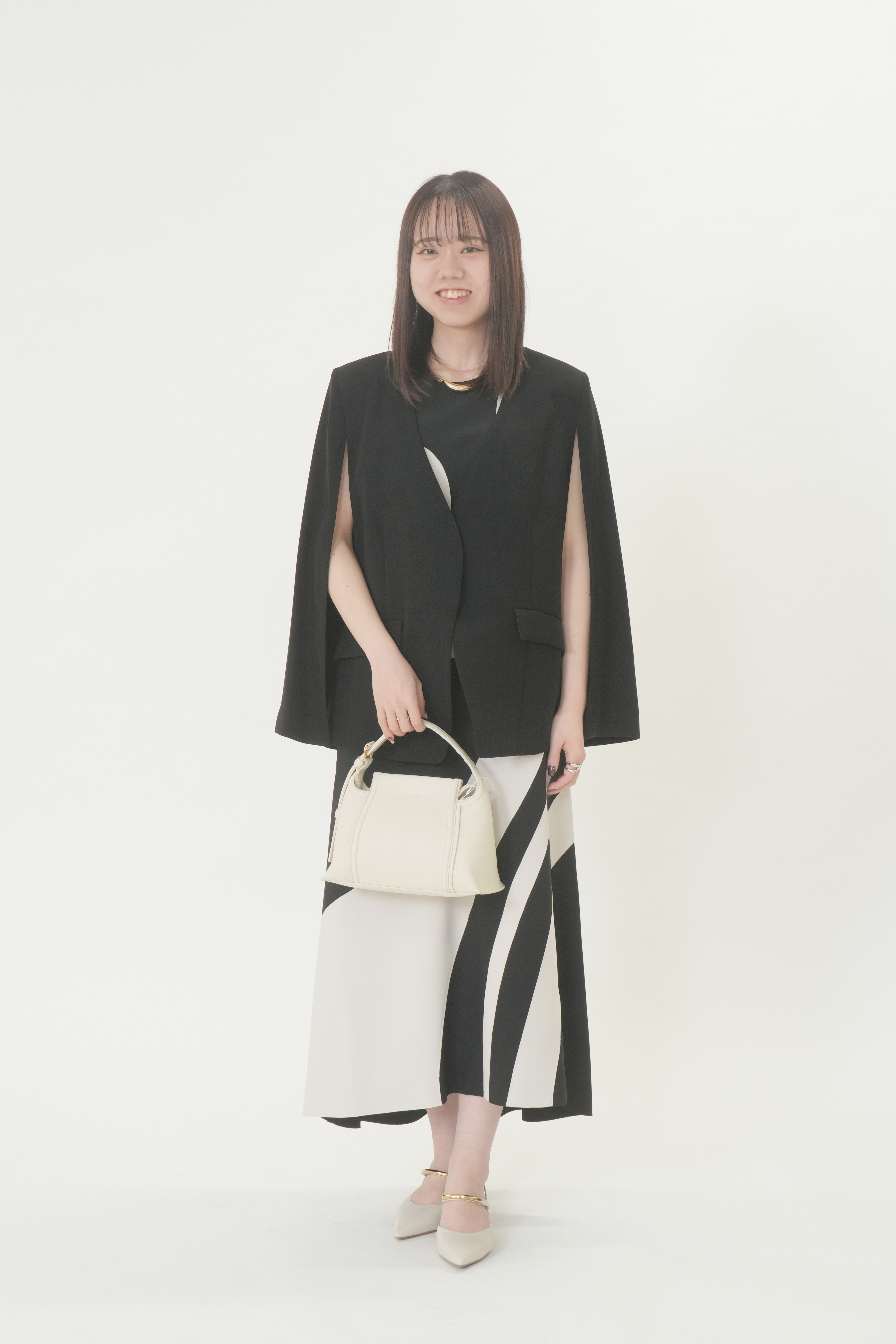 コーディネート全身画像