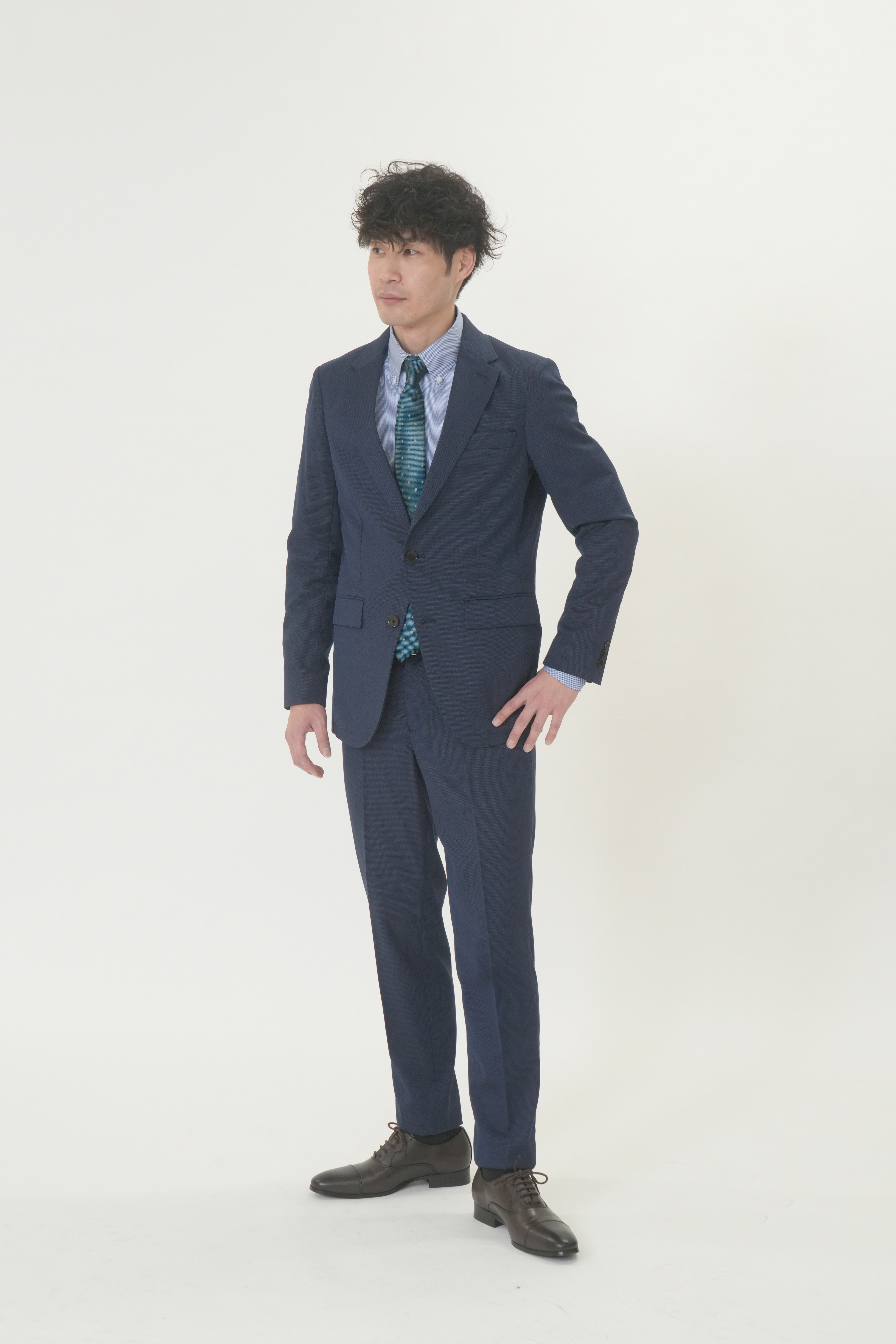 コーディネート全身画像