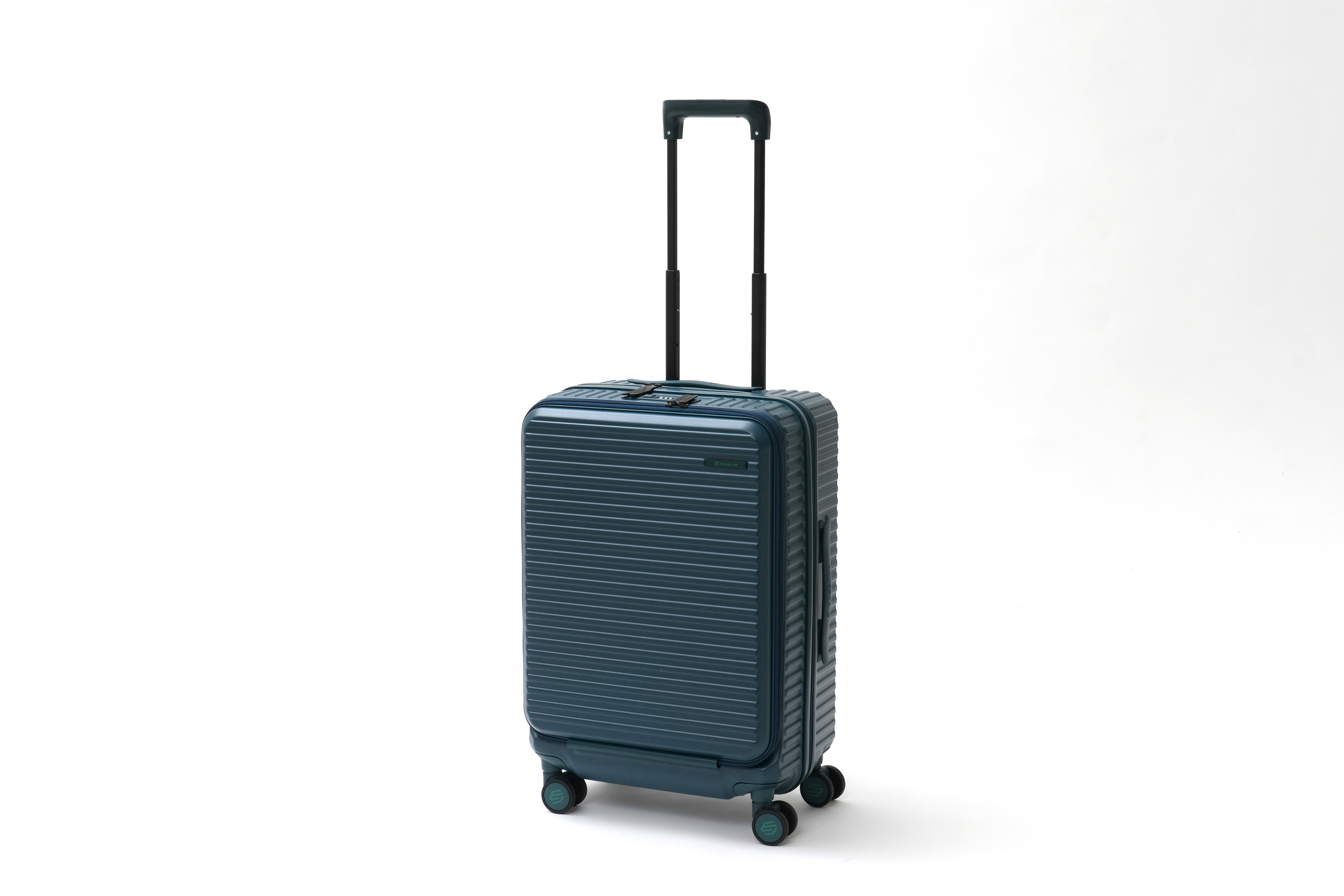 コーディネート全身画像